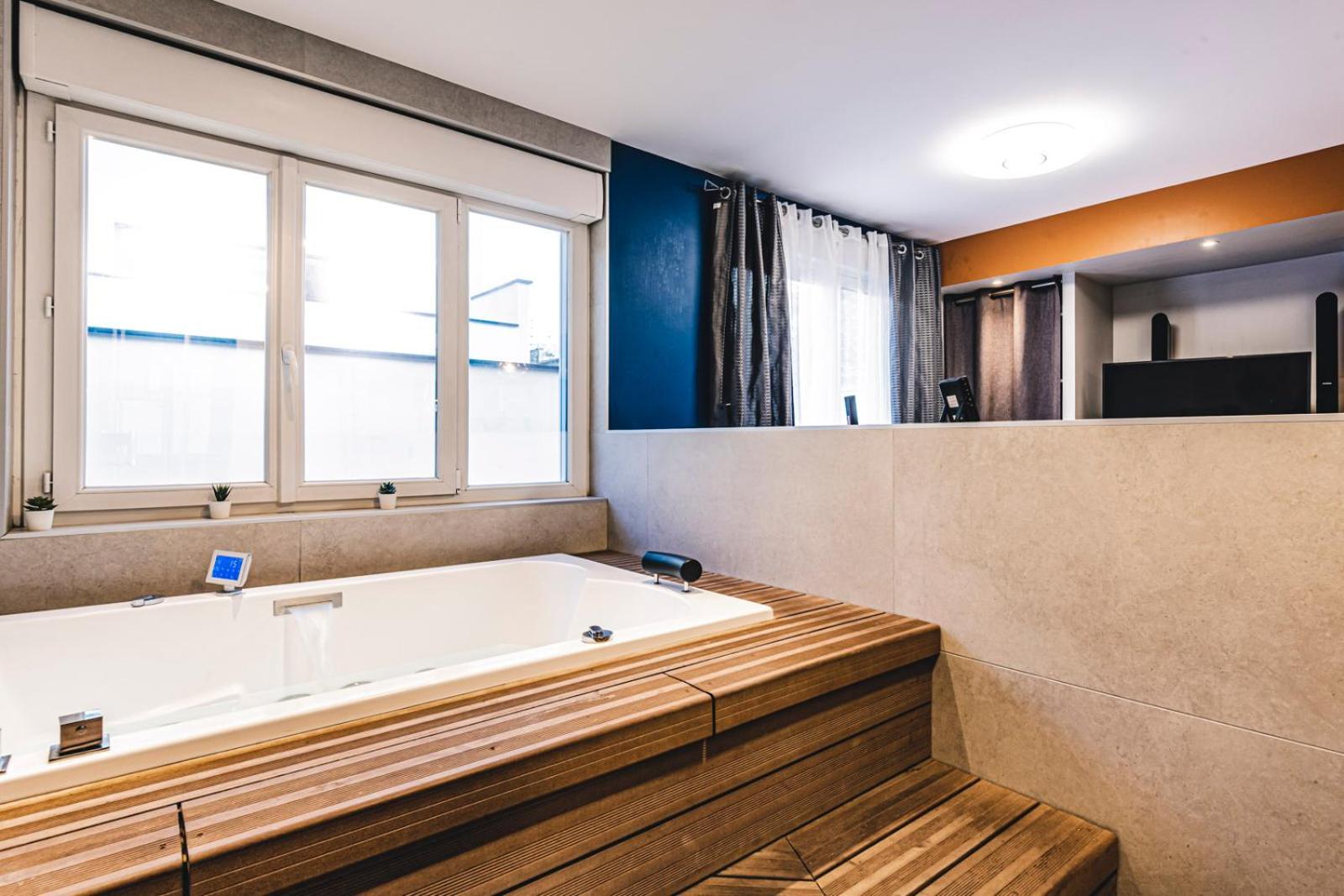 Mv Suite & Spa Reims Exterior foto